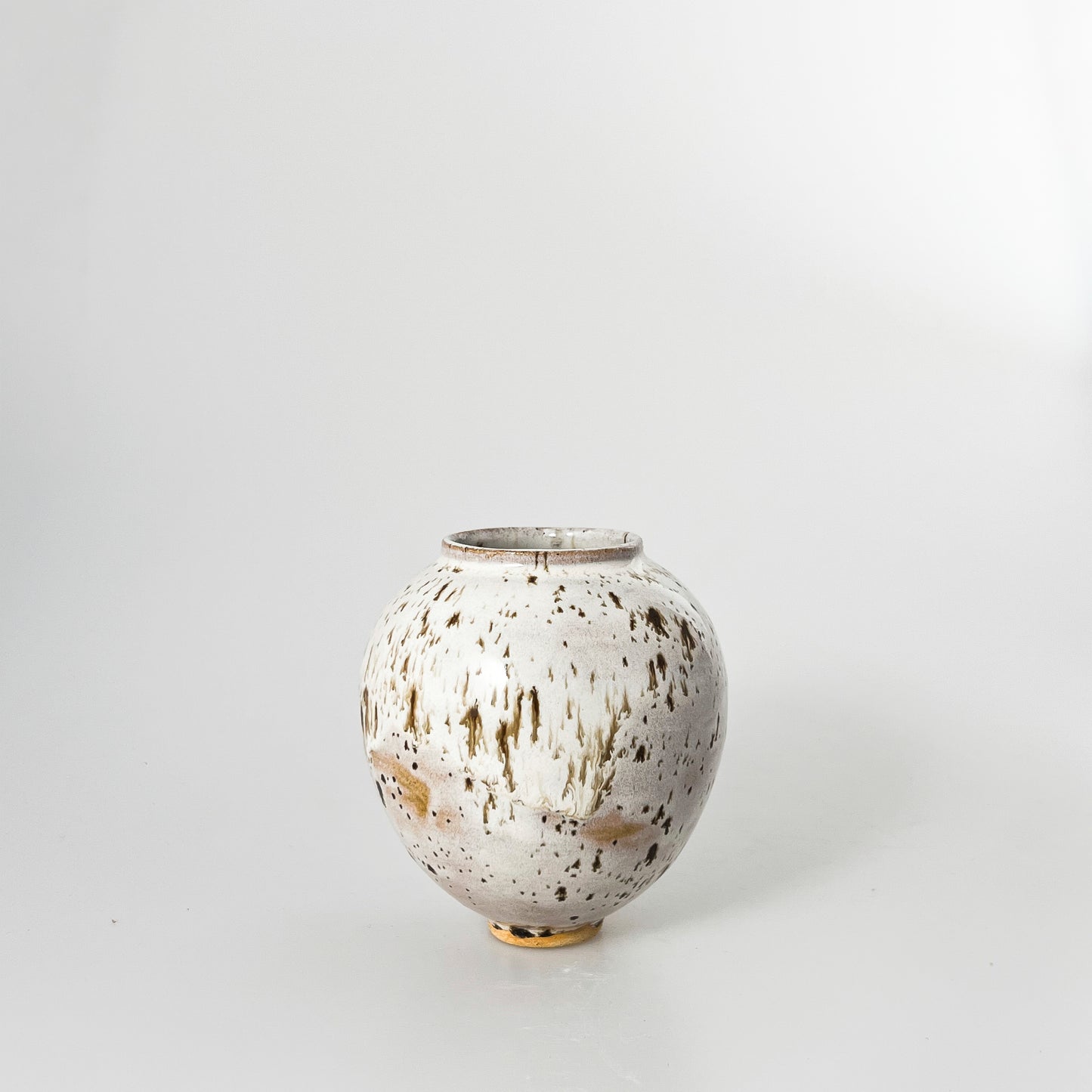 #071 moon jar pati passos
