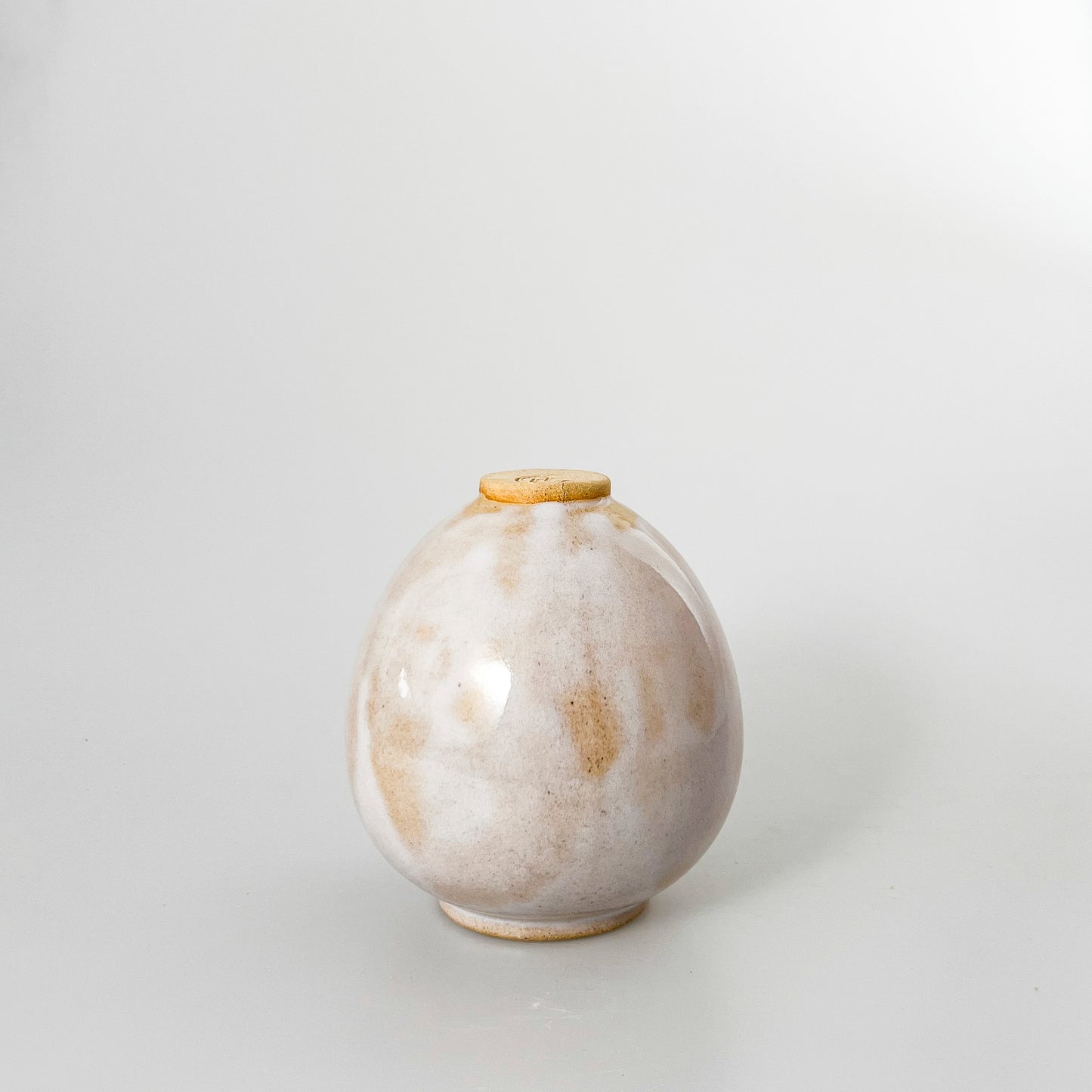 #073 moon jar pati passos