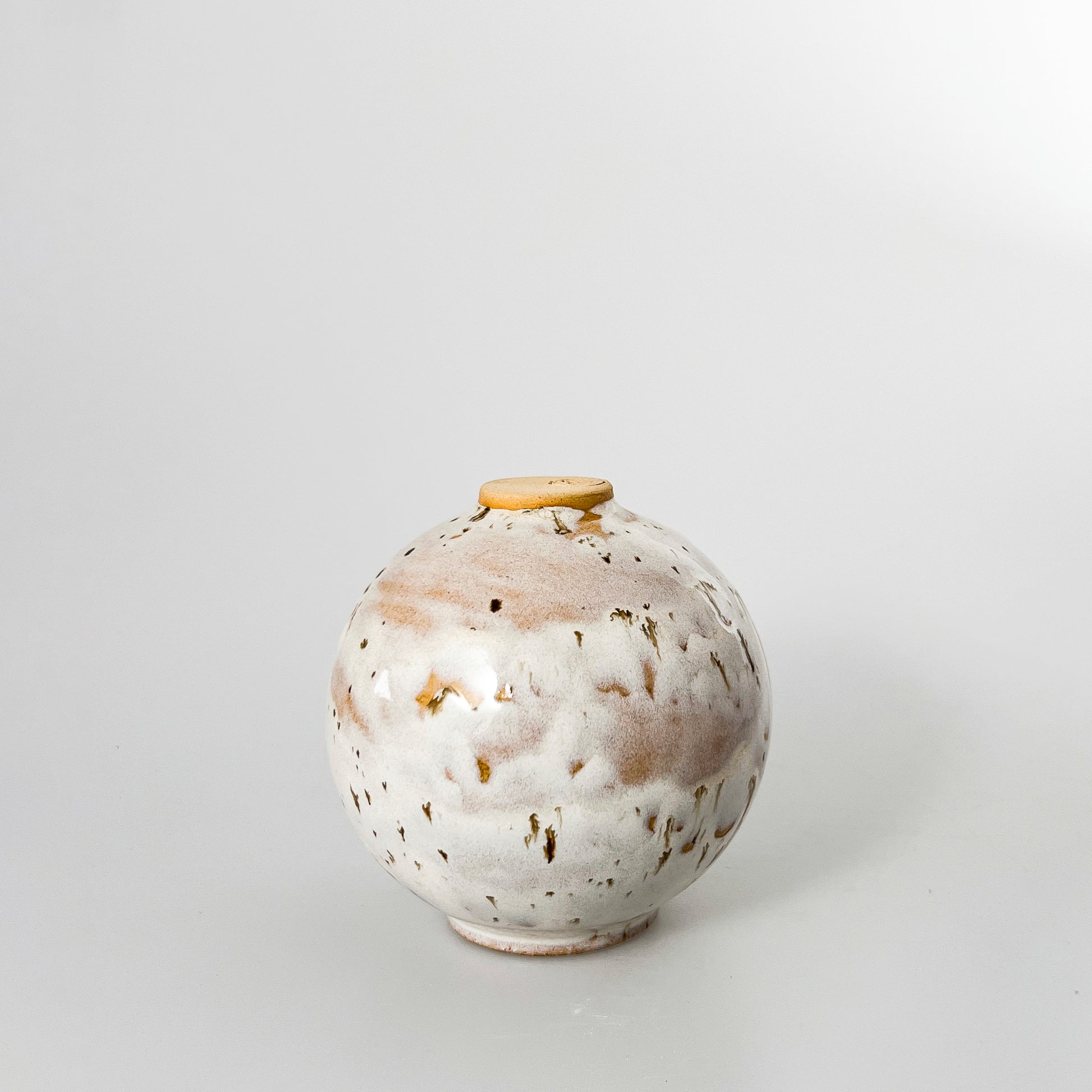 #074 moon jar pati passos