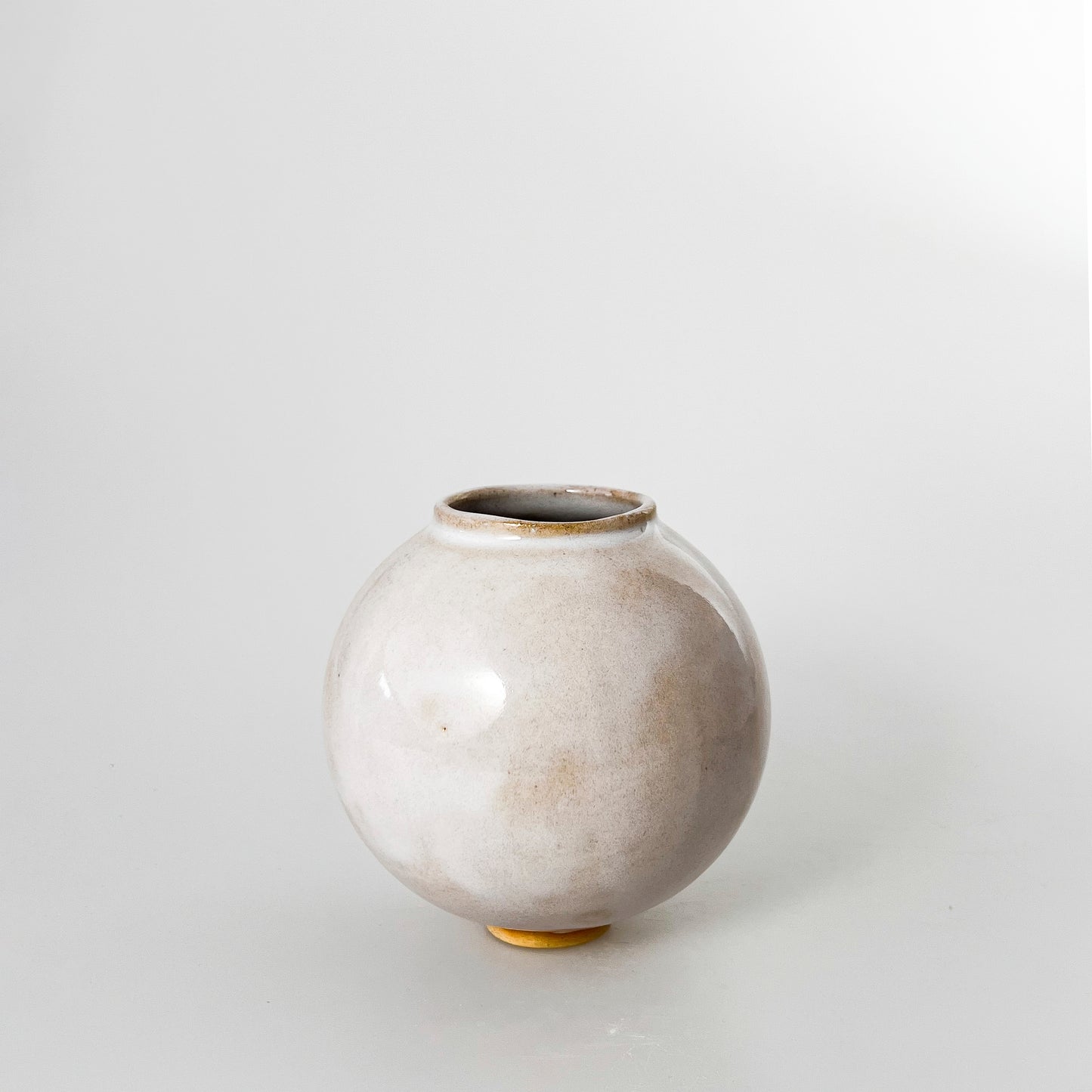 #075 moon jar pati passos